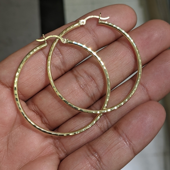 10kt Real Gold Hoop Earring
